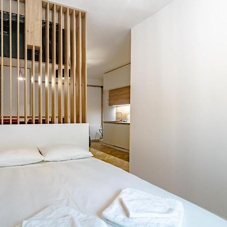 Apartmán Tkalcha Studio Deluxe Záhřeb Exteriér fotografie