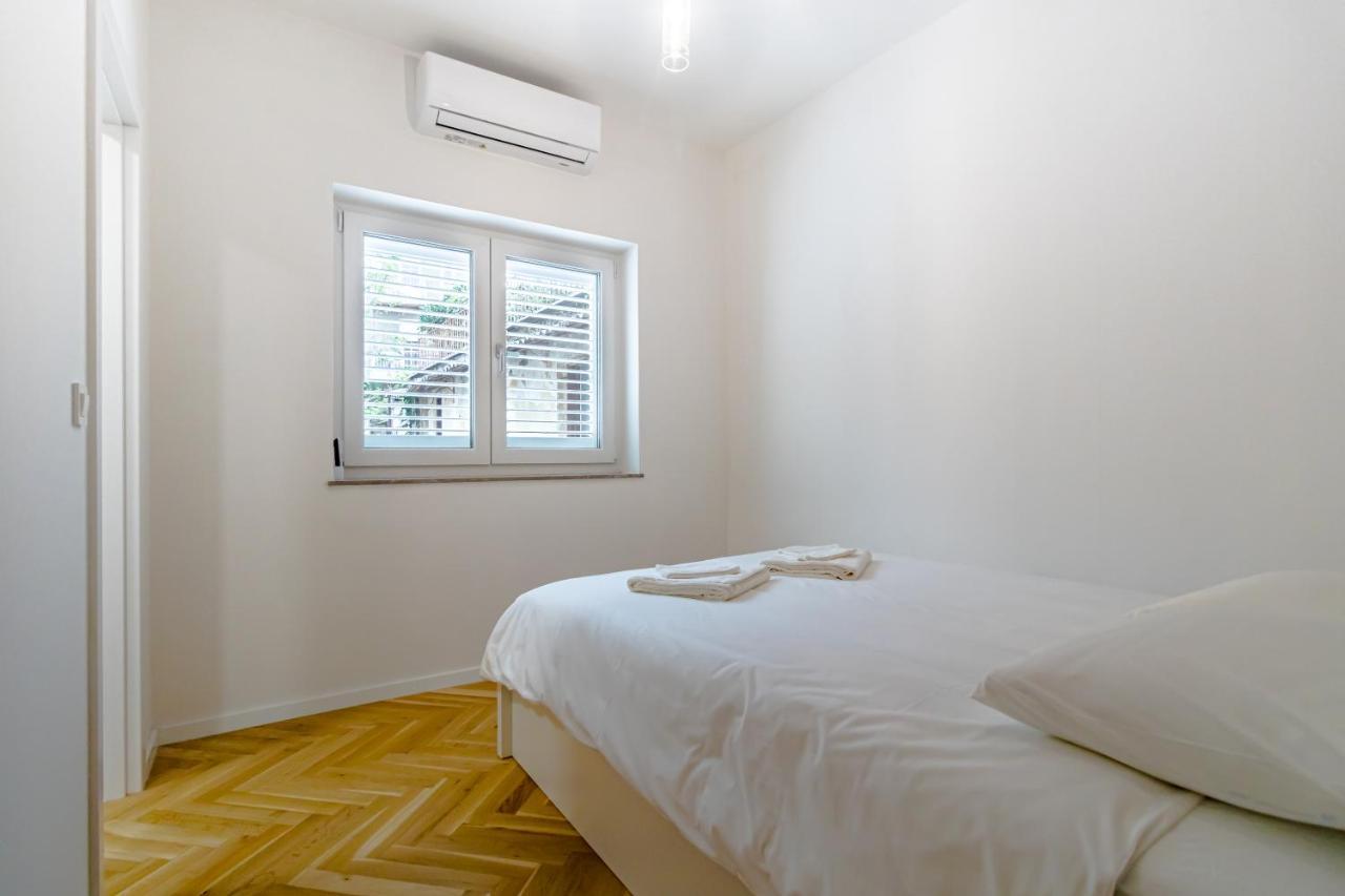 Apartmán Tkalcha Studio Deluxe Záhřeb Exteriér fotografie